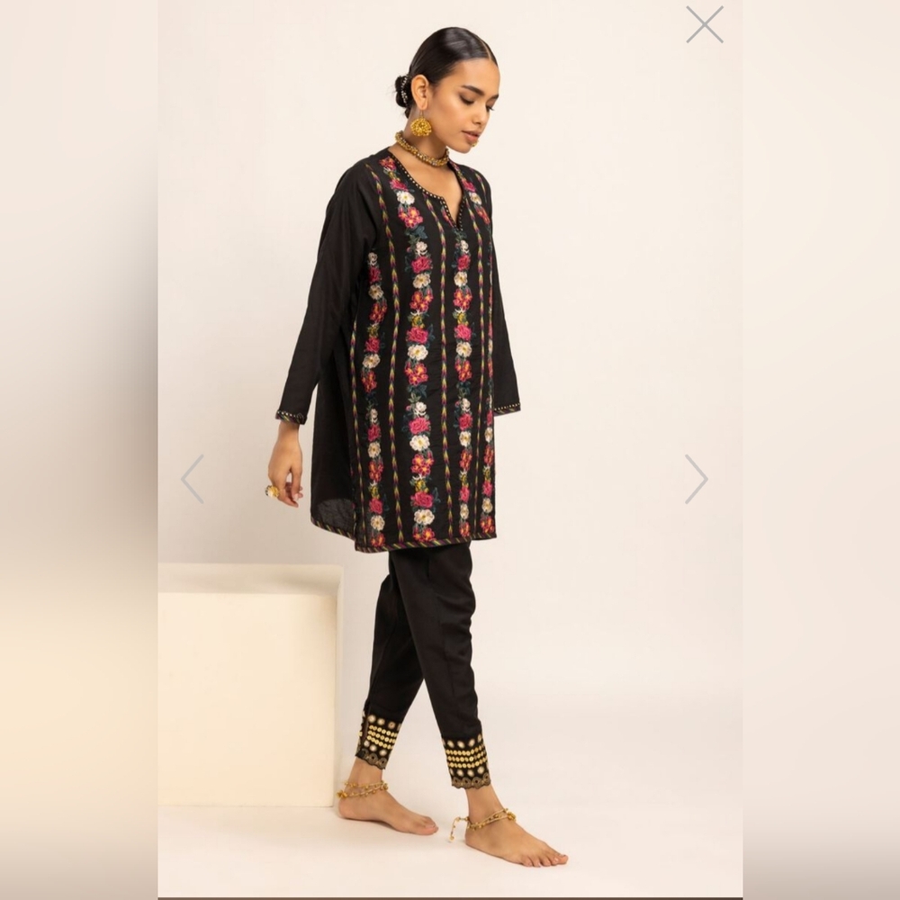 Pakistani embroidered 1 pc Shirt from Khaadi